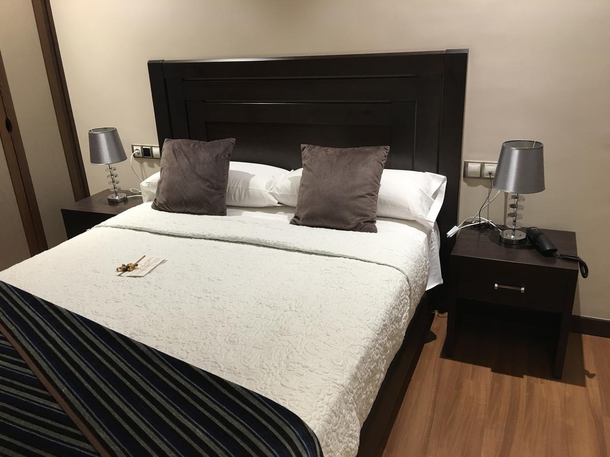 Hotel Calzada Arcos  ภายนอก รูปภาพ