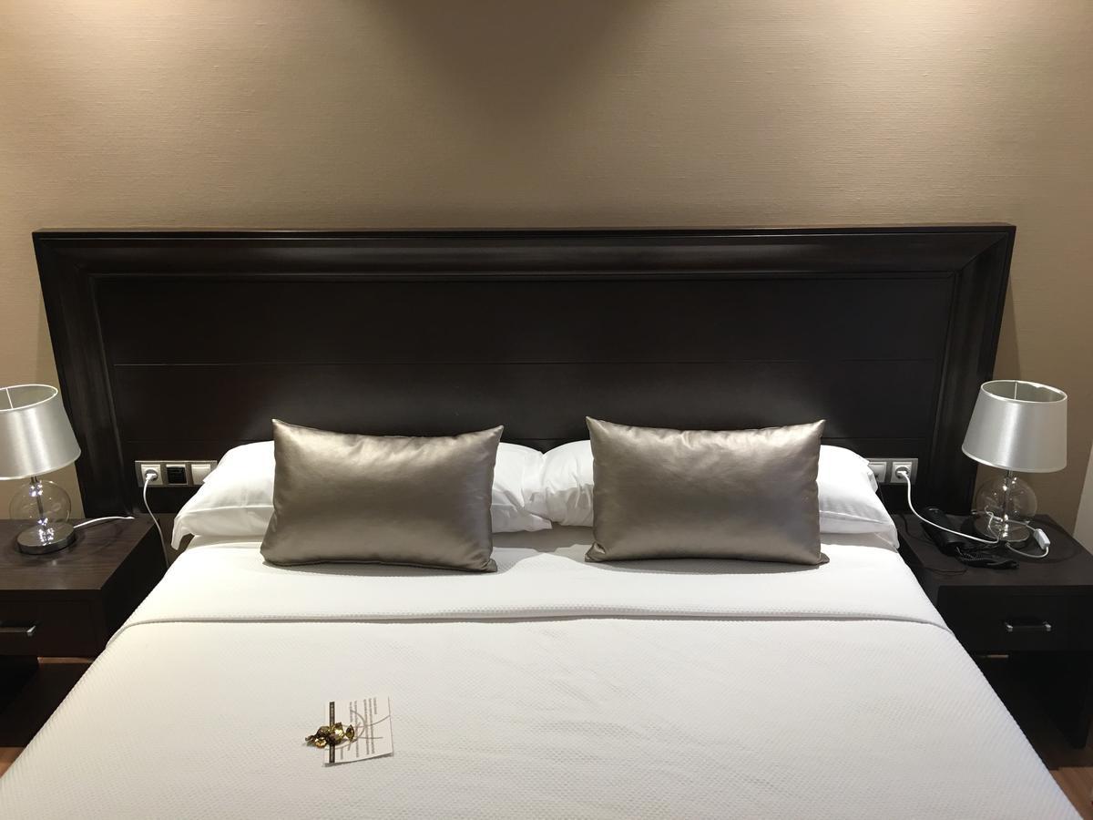 Hotel Calzada Arcos  ภายนอก รูปภาพ
